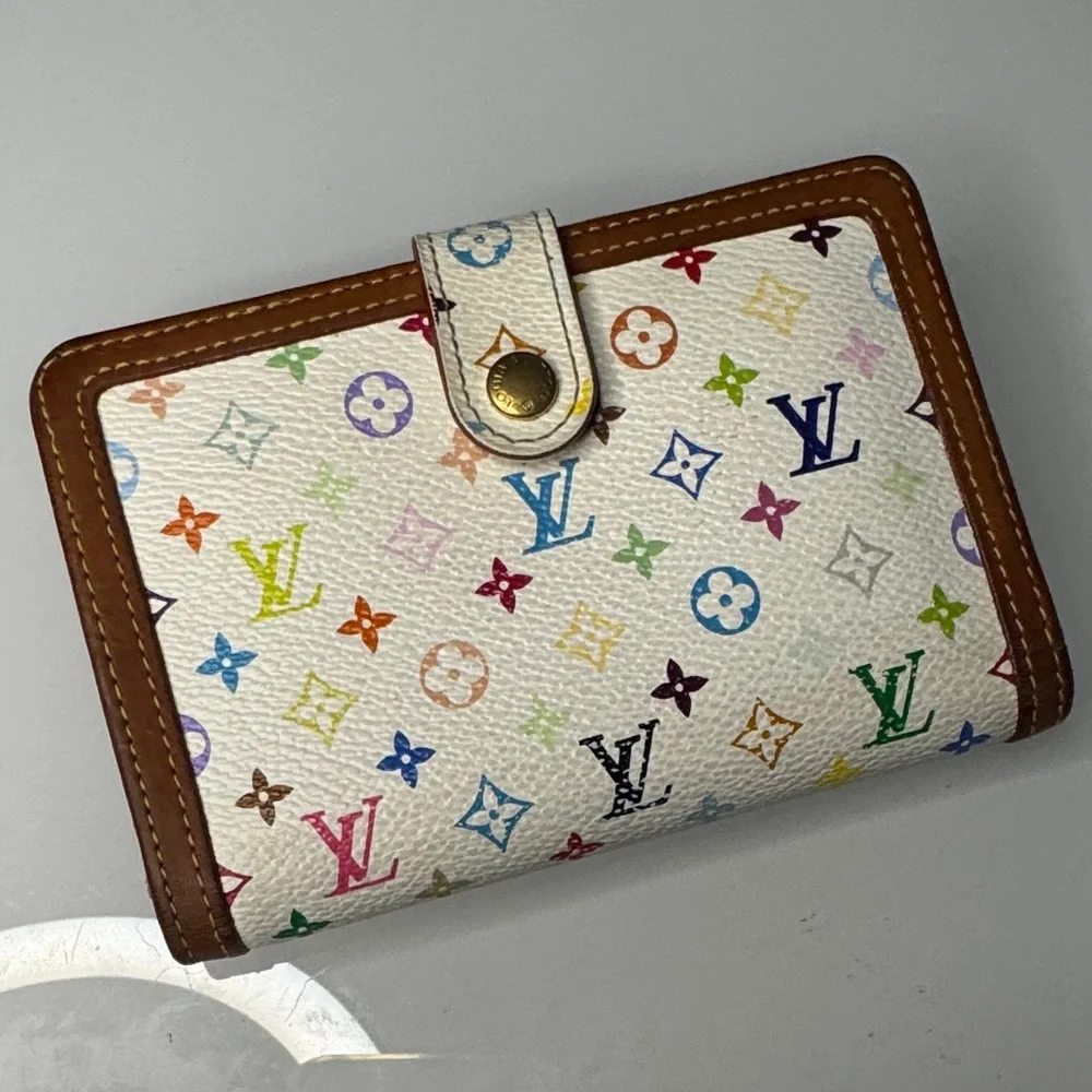 Louis Vuitton White Murakami Monogram Wallet - Picture 1 of 12